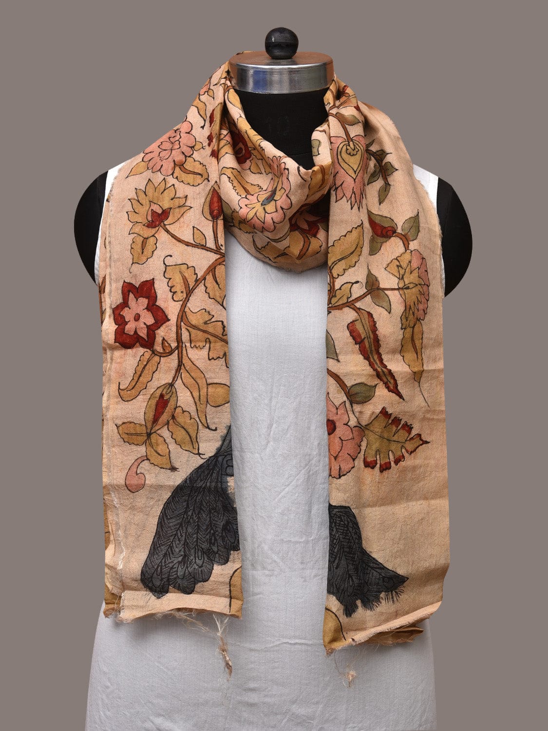 Cream Kalamkari Hand Painted Sico Stole with Tree of Life Design ds3509