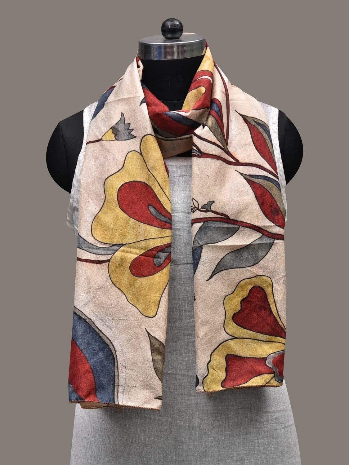 Cream Kalamkari Hand Painted Silk Handloom Stole with Big Floral Design ds2455