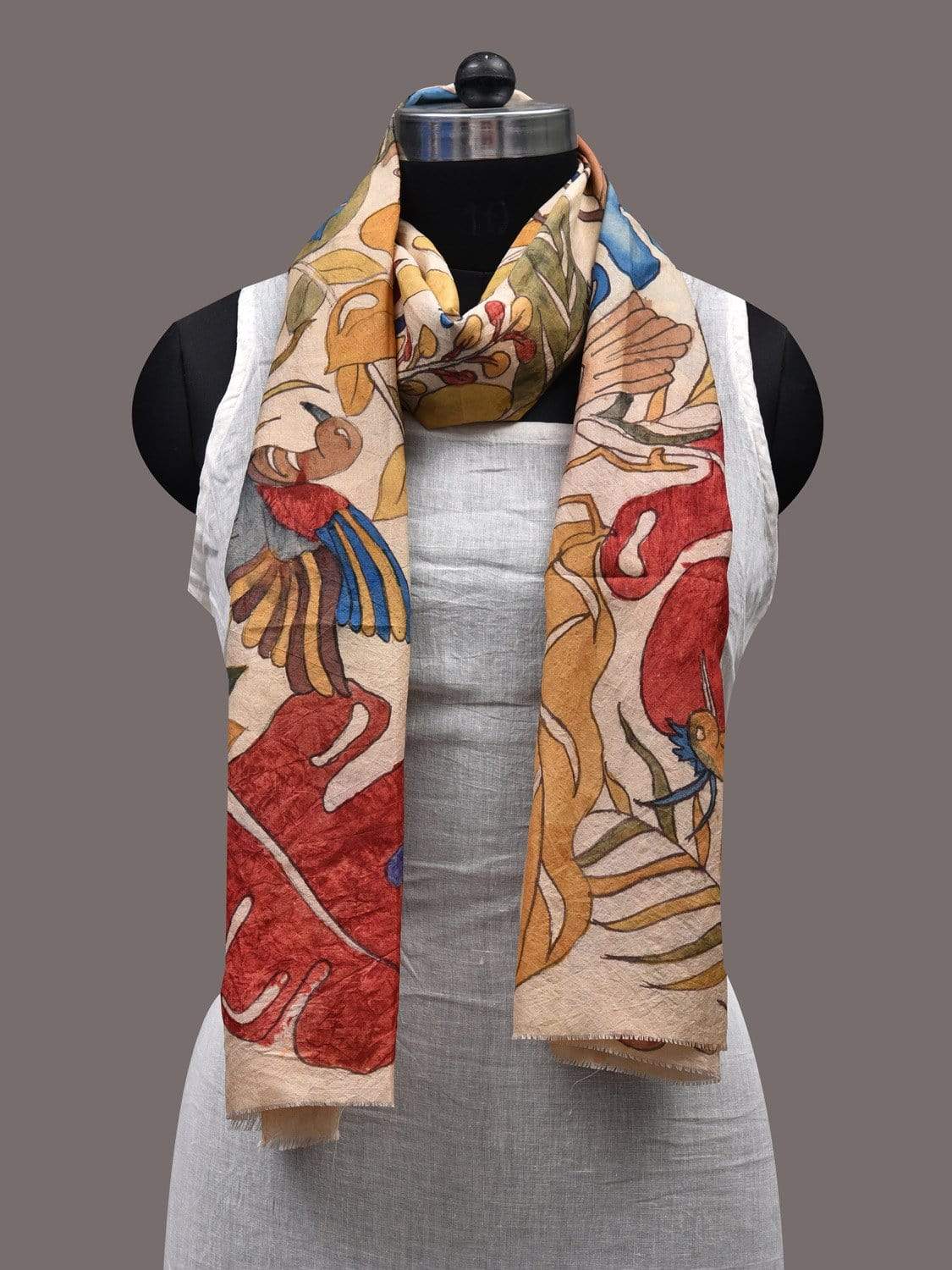 Cream Kalamkari Hand Painted Silk Handloom Stole with Birds and Leaves Design ds2412