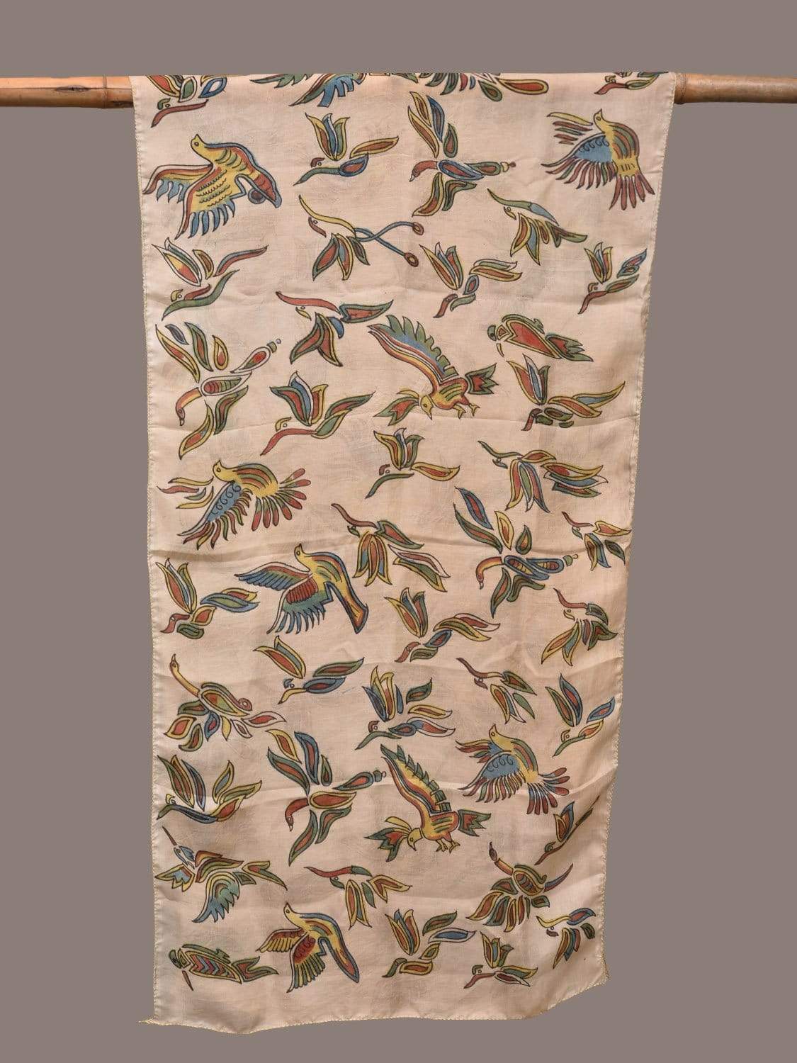 Cream Kalamkari Hand Painted Silk Handloom Stole with Birds Design ds2266