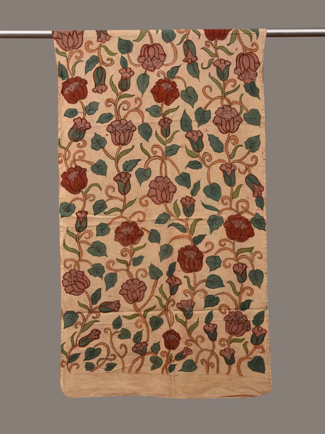 Cream Kalamkari Hand Painted Silk Handloom Stole with Lotus Flowers Design ds3020