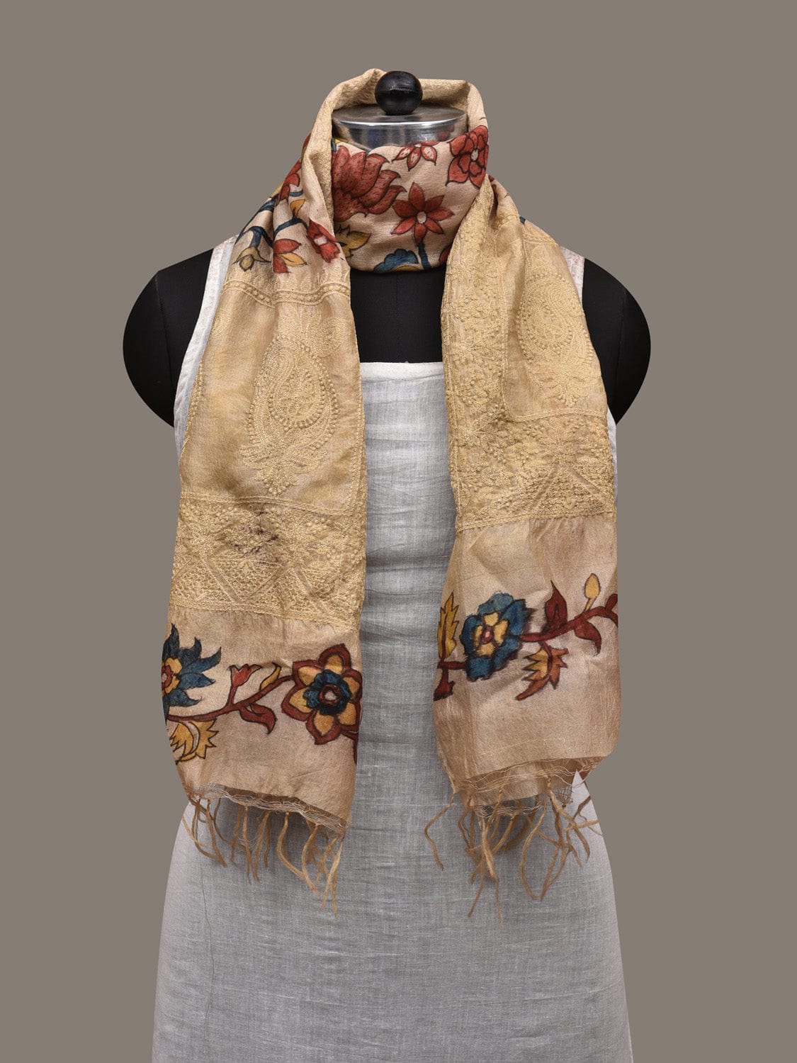 Cream Kalamkari Hand Painted Silk Stole with Floral and Embroidary Work Design ds2858