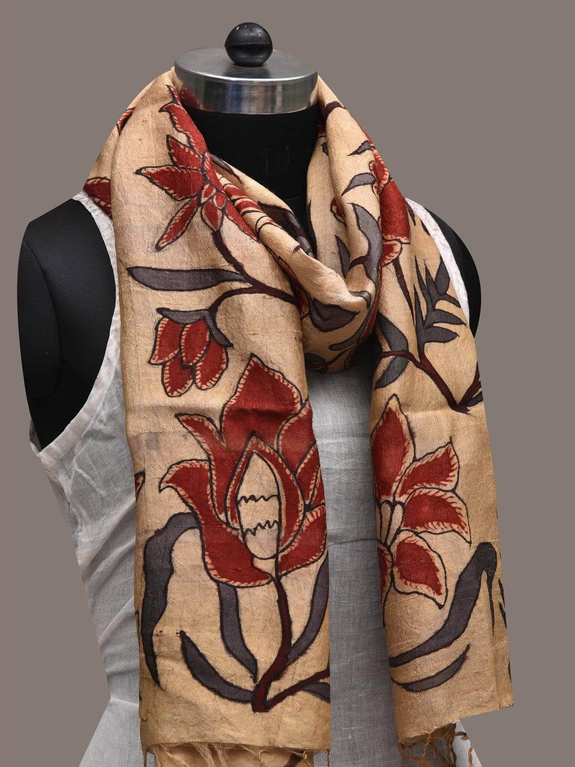 Cream Kalamkari Hand Painted Tussar Handloom Dupatta with Floral Design ds2538
