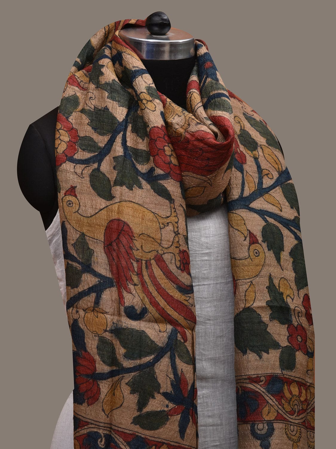 Cream Kalamkari Hand Painted Tussar Handloom Dupatta with Floral Design ds2792