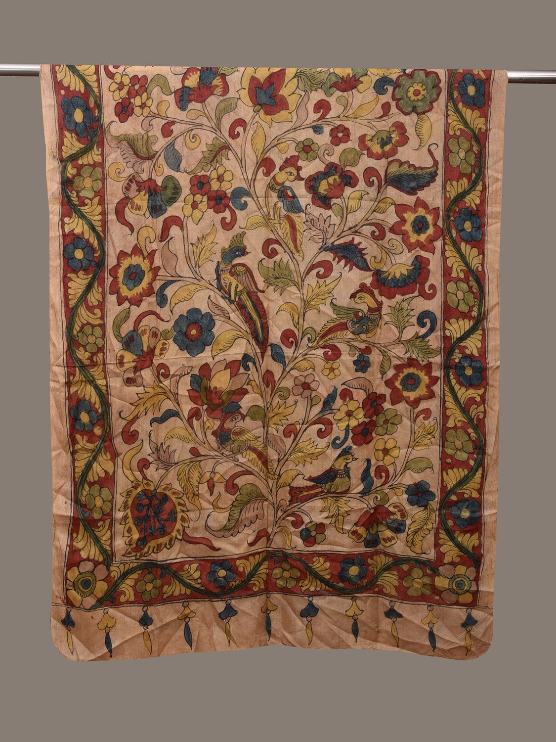 Cream Kalamkari Hand Painted Tussar Handloom Dupatta with Floral Design ds3073