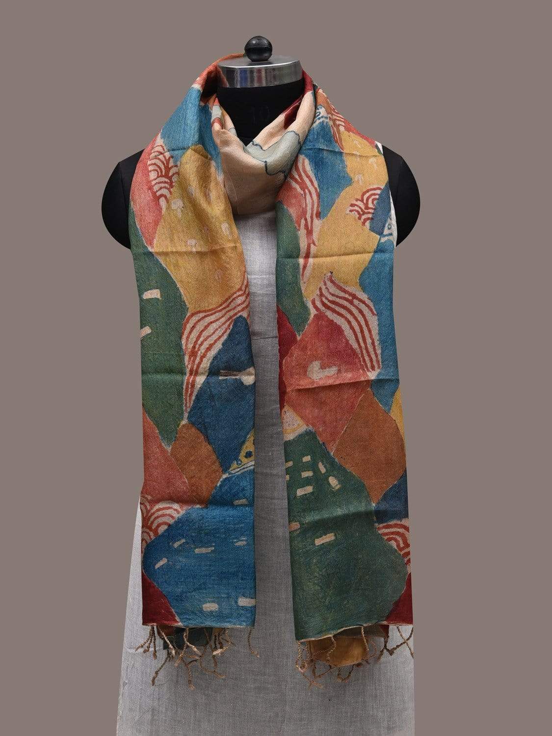 Cream Kalamkari Hand Painted Tussar Handloom Dupatta with Mountains Design ds2496
