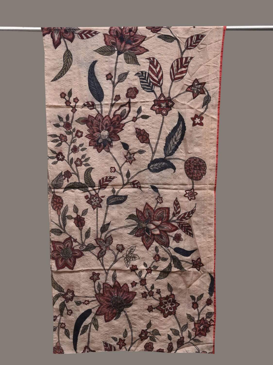 Cream Kalamkari Hand Painted Tussar Handloom Stole with Floral and Birds Design ds2454