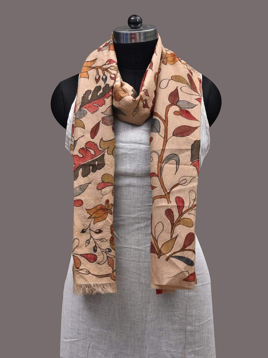 Cream Kalamkari Hand Painted Tussar Handloom Stole with Floral Design ds2416