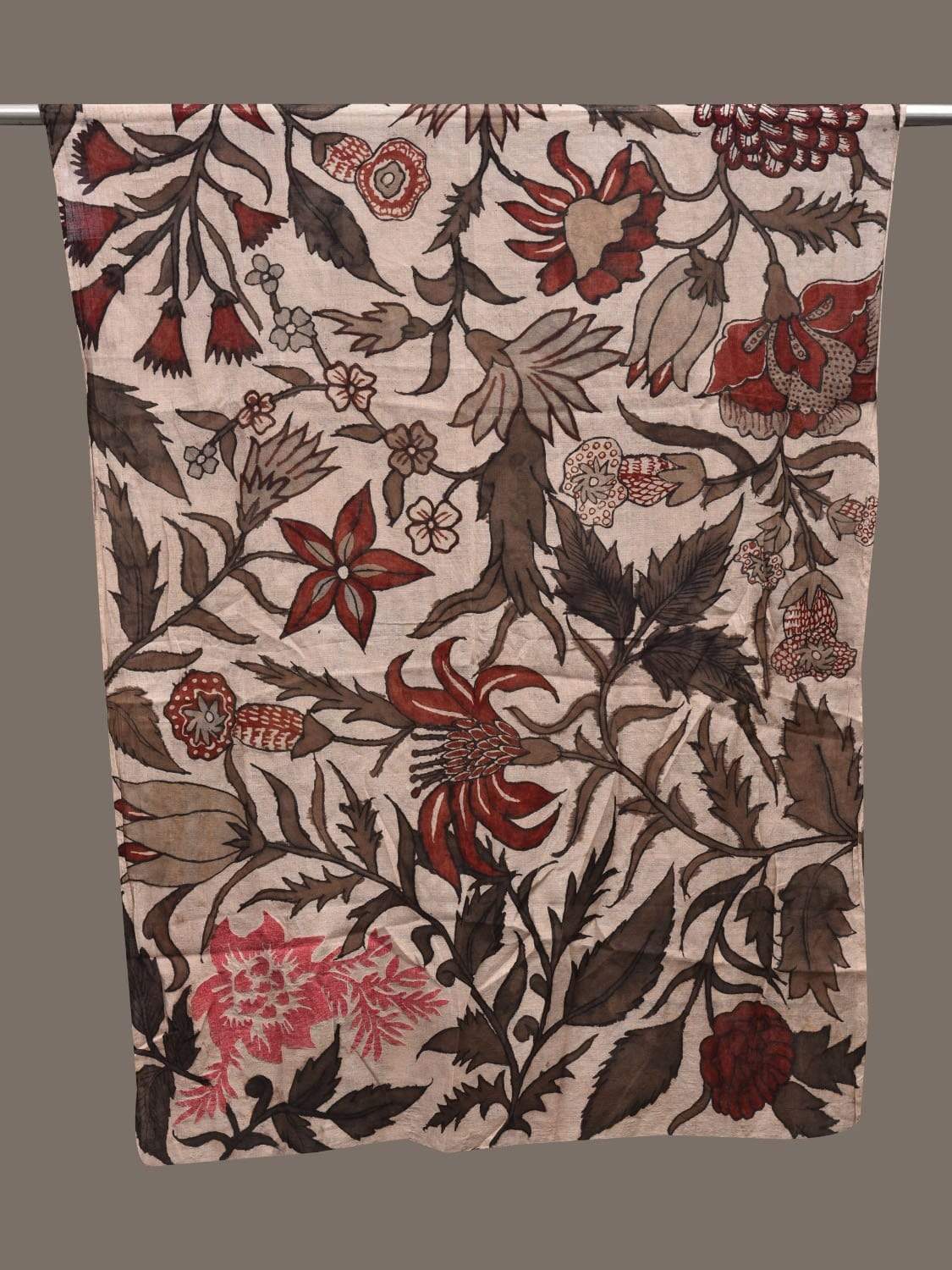 Cream Kalamkari Hand Painted Tussar Muga Handloom Dupatta with Floral Design ds2468