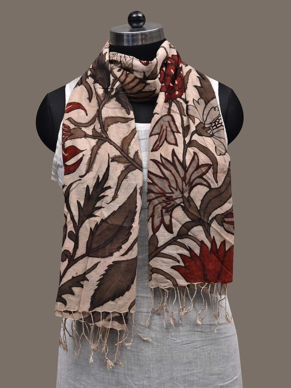 Cream Kalamkari Hand Painted Tussar Muga Handloom Dupatta with Floral Design ds2468