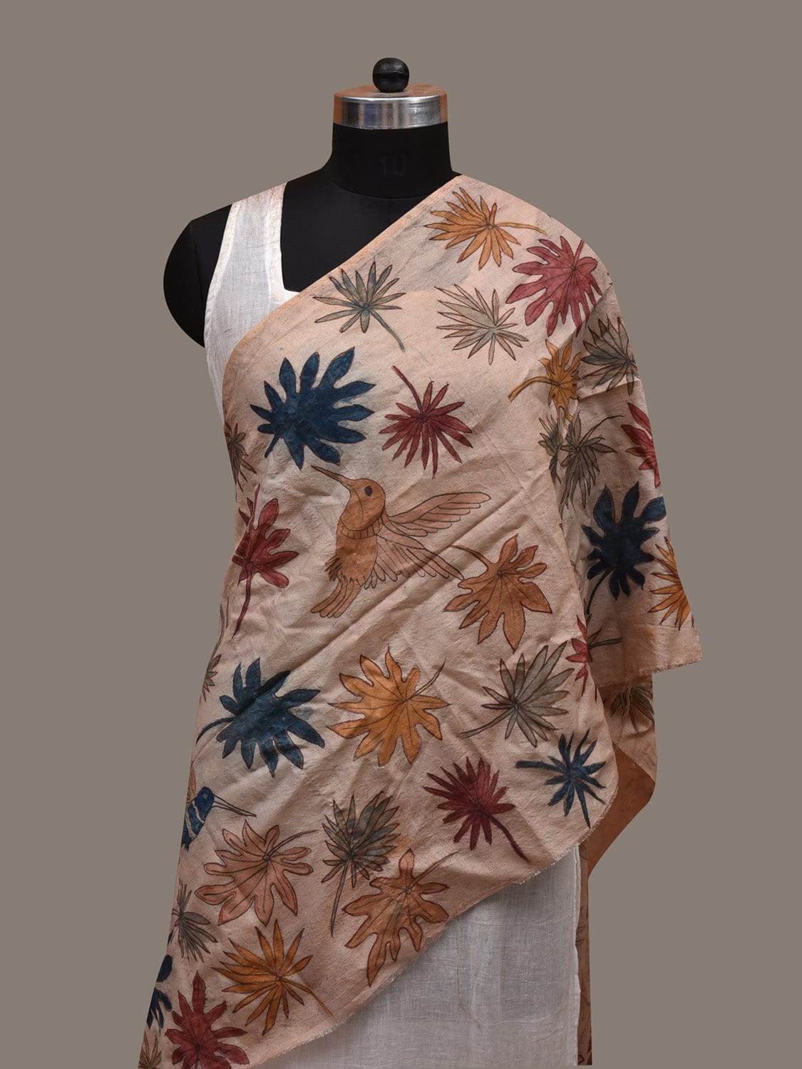 Cream Kalamkari Hand Painted Tussar Stole with Floral and Birds Design ds2933