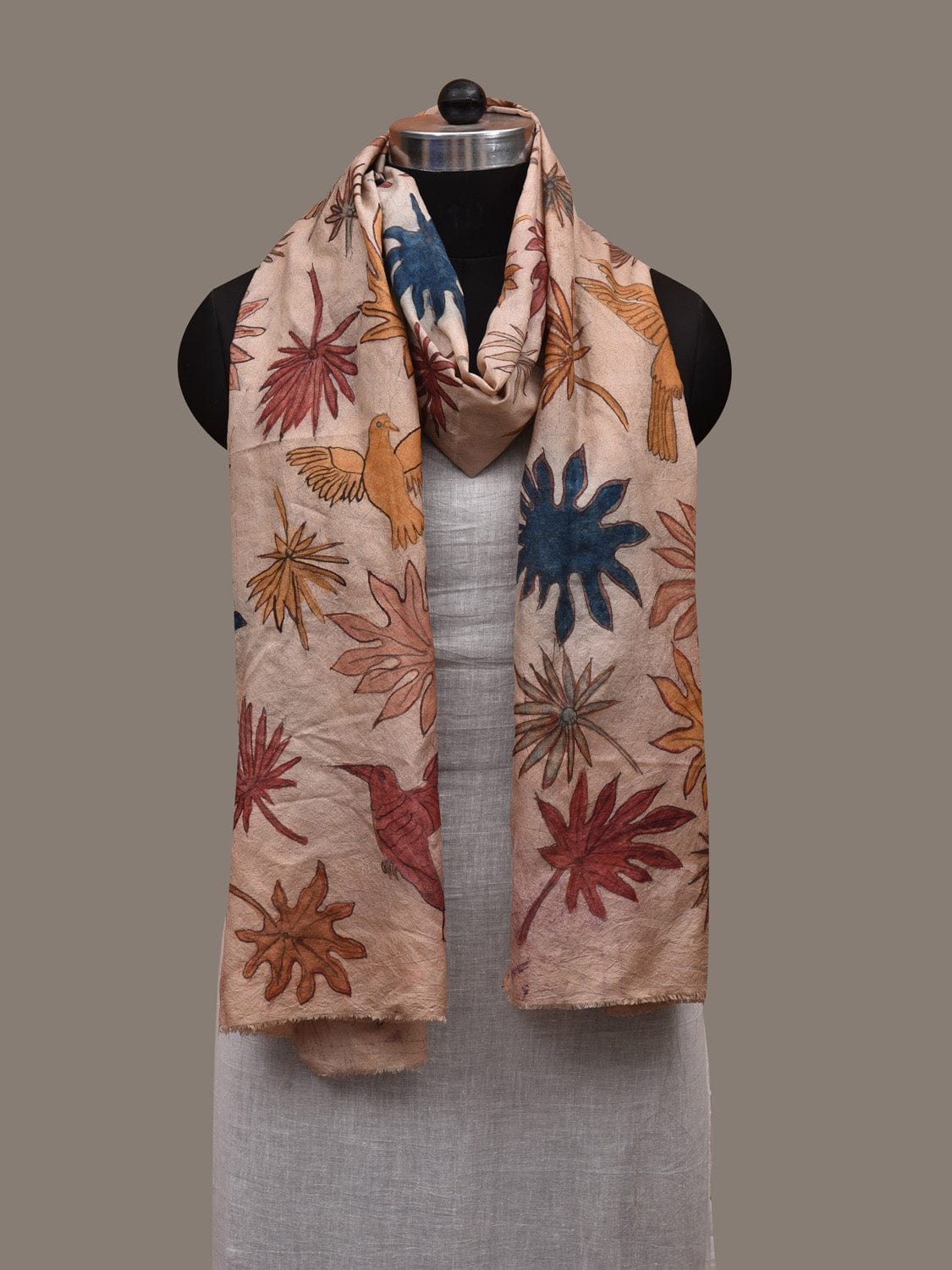 Cream Kalamkari Hand Painted Tussar Stole with Floral and Birds Design ds2933
