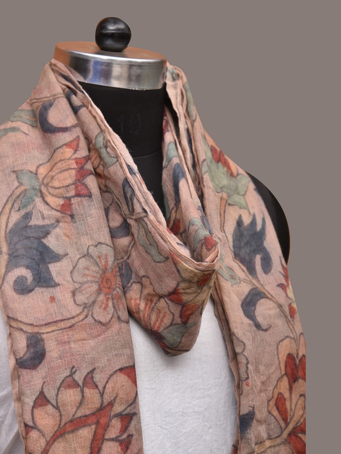 Cream Kalamkari Hand Painted Woolen Handloom Dupatta with Floral Design ds3502