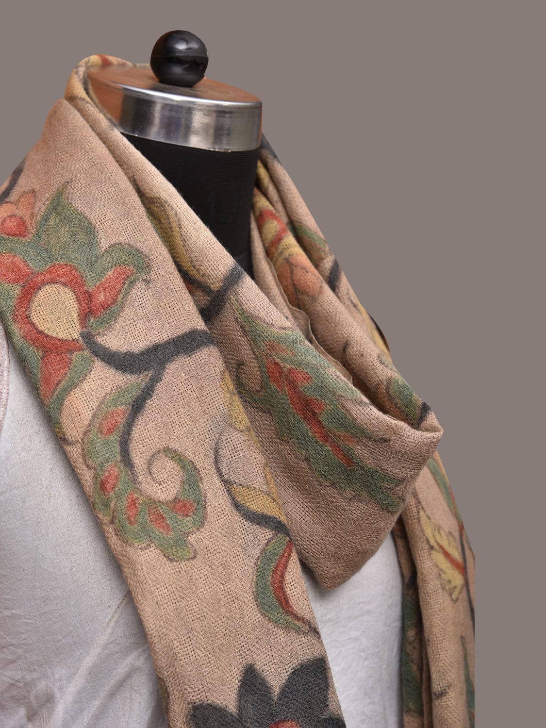 Cream Kalamkari Hand Painted Woolen Handloom Stole with Floral Design ds3546