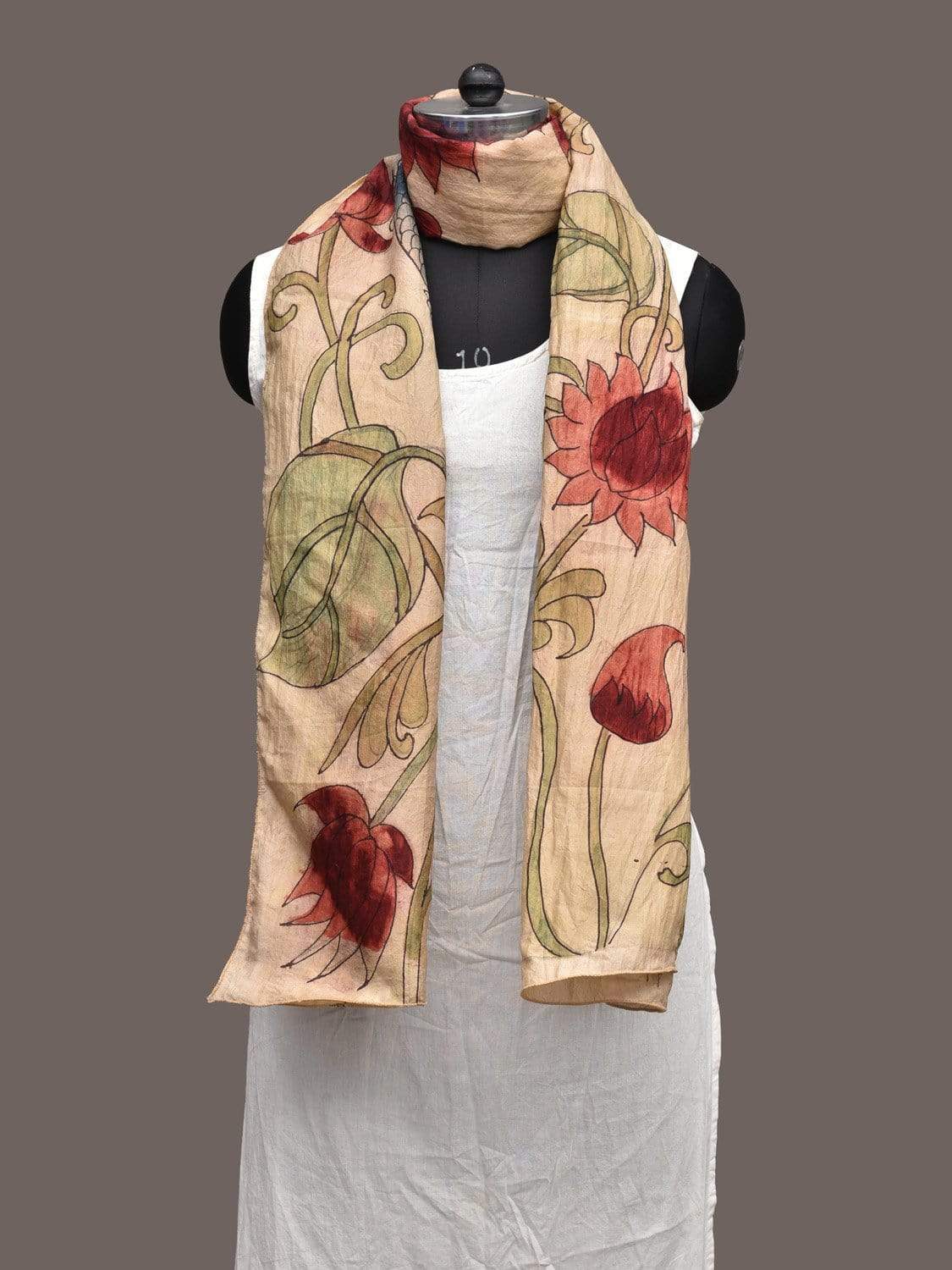 Cream Kalamkari Hand Printed Silk Handloom Stole with Lotus and Fishes Design ds2250