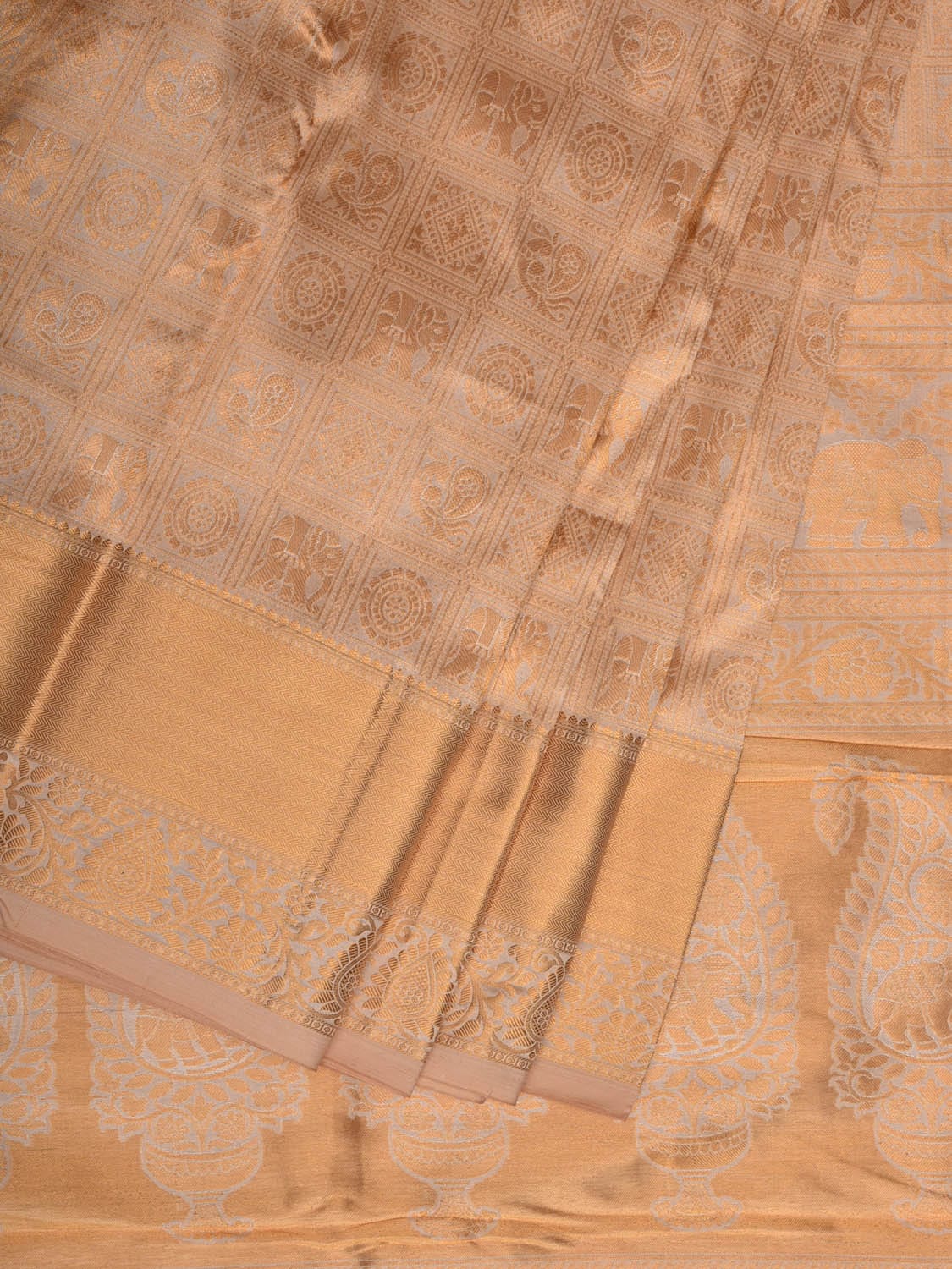 Cream Kanchipuram Silk Handloom Saree with All Over Checks and Buta Design k0522