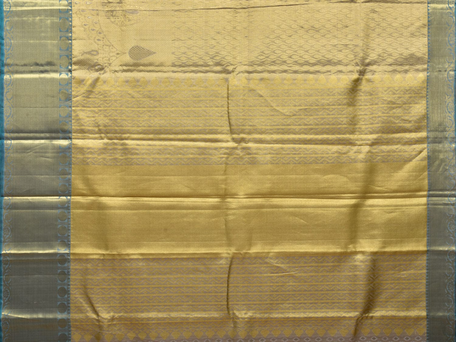 Cream Kanchipuram Silk Handloom Tissue Saree with All Over Design k0525