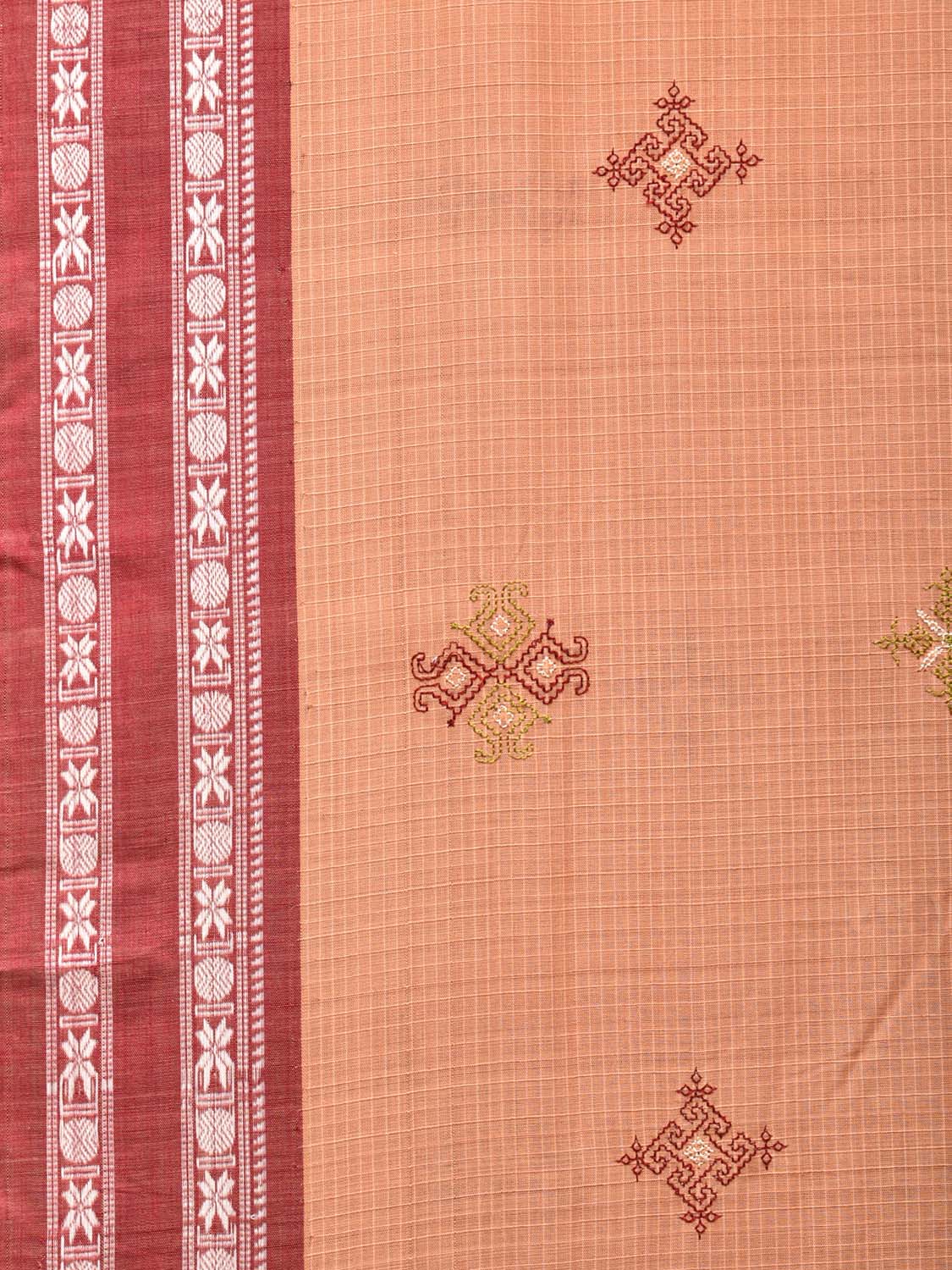 Cream Narayanpet Cotton Handloom Saree with Kasuti Work Design o0404