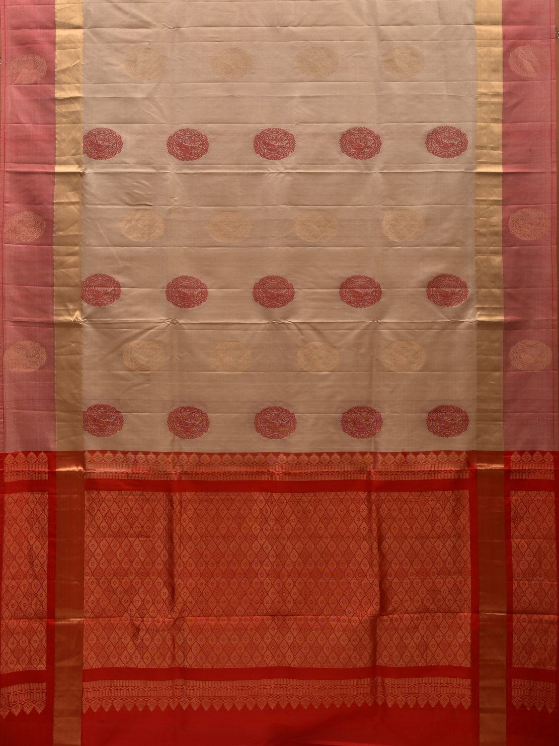 Cream Silk Handloom Saree with Kanchi Buta and Pallu Design o0296