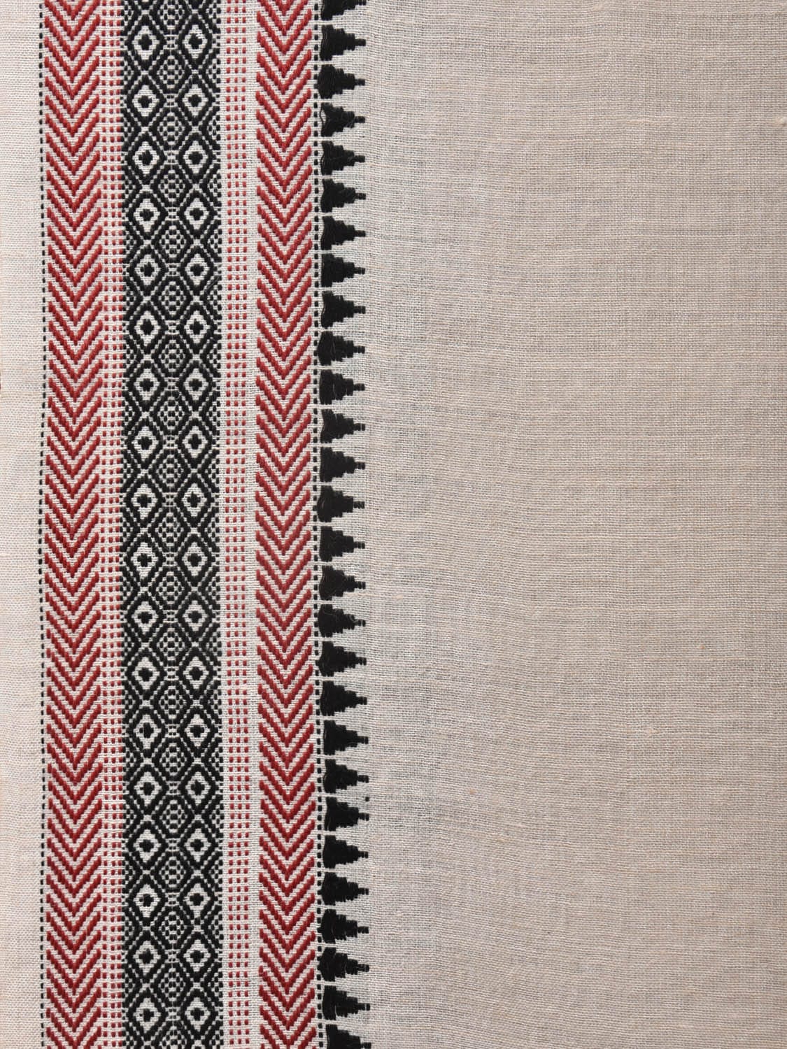 Cream Tussar Handloom Saree with Strips Pallu and Border Design o0424