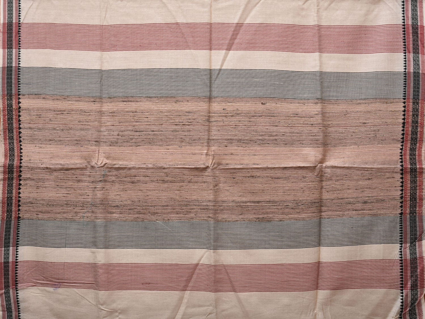 Cream Tussar Handloom Saree with Strips Pallu and Border Design o0424