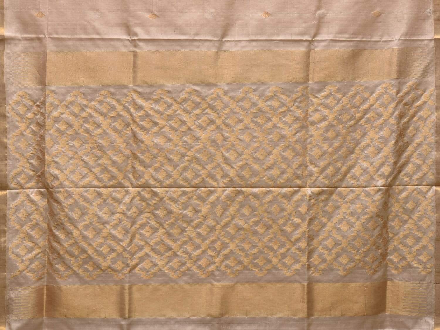 Cream Uppaa Silk Handloom Saree with Jamdani Pallu Design u1771