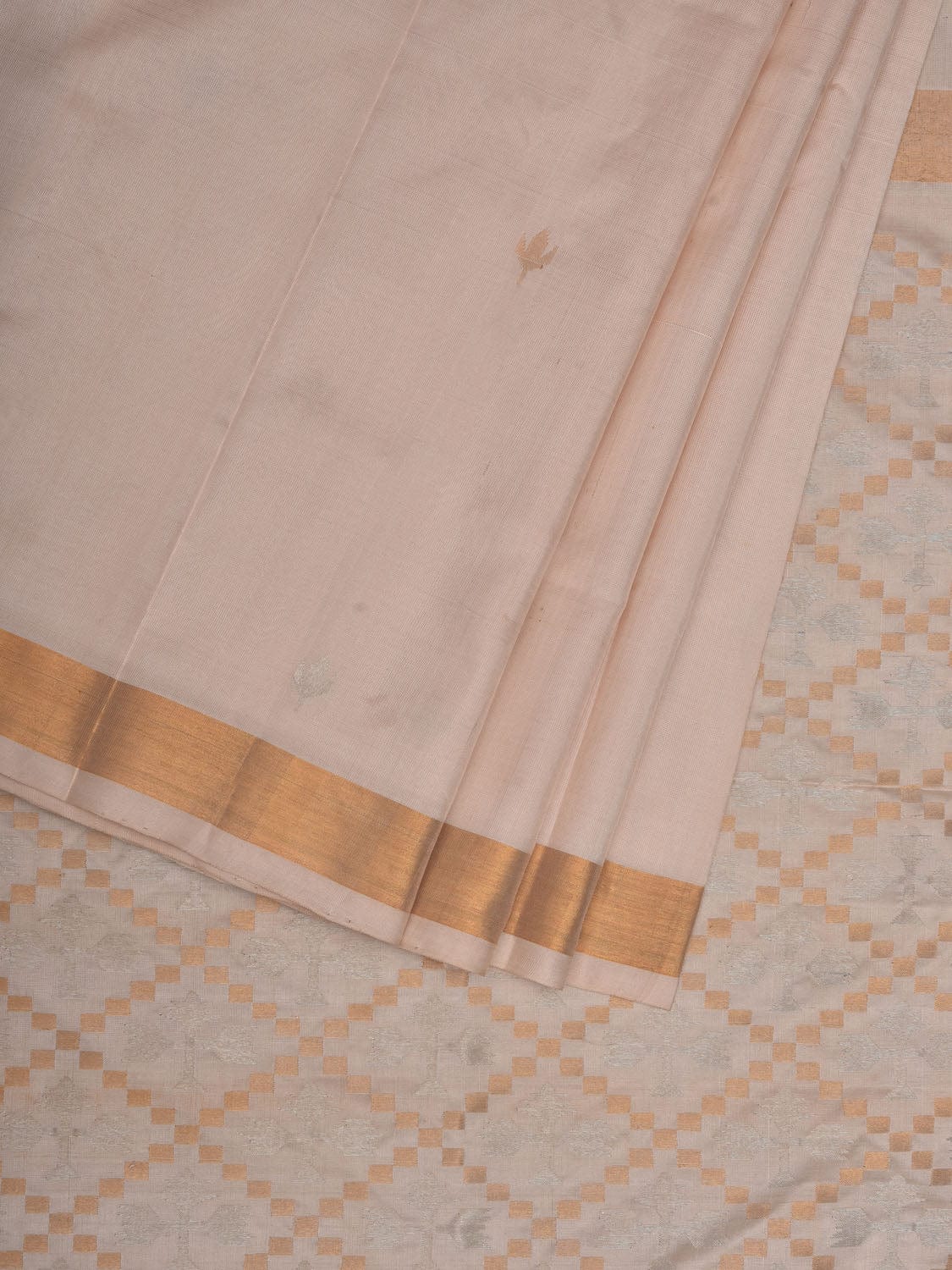Cream Uppada Silk Handloom Saree with Jamdani Pallu Design u1902