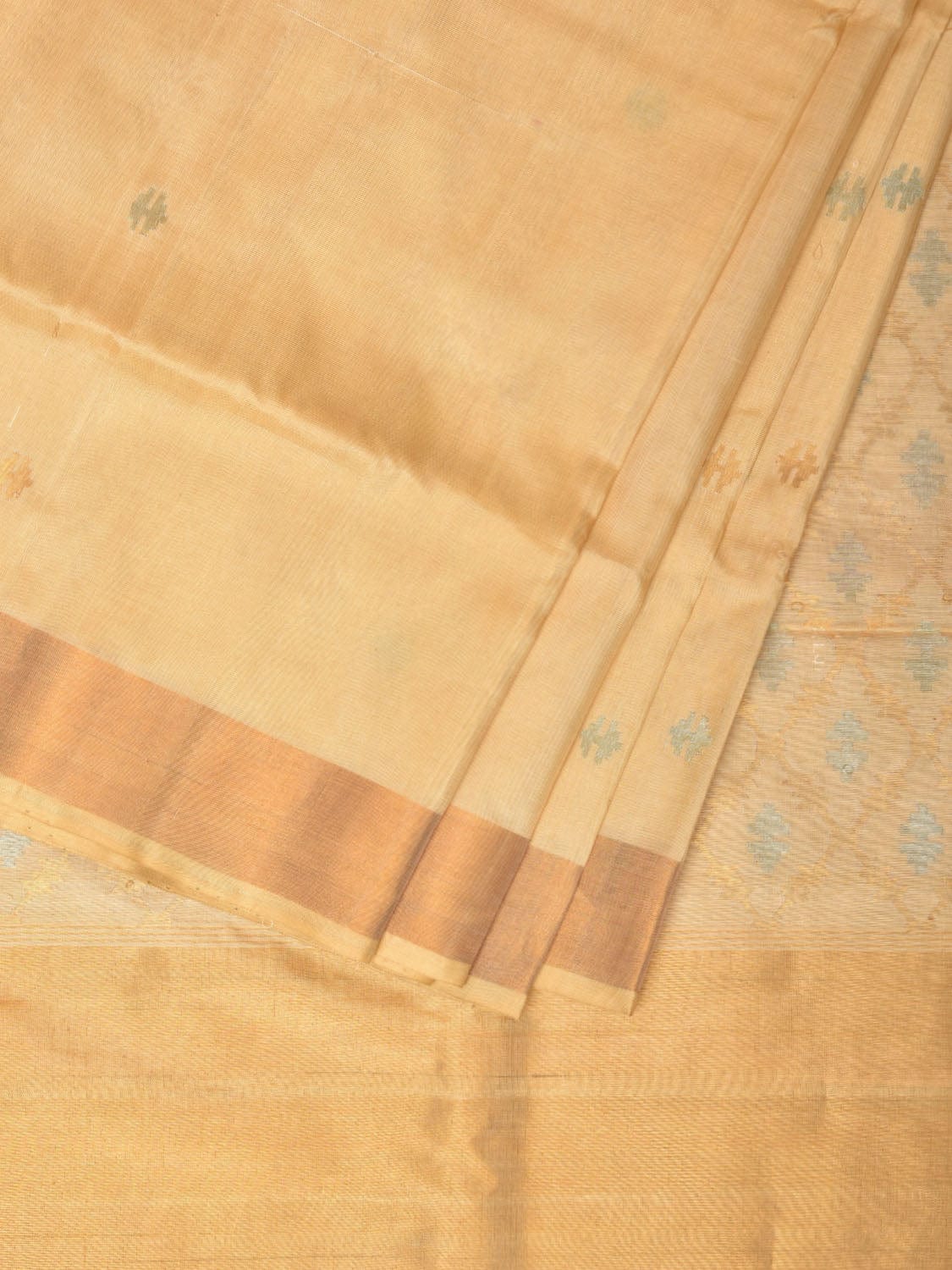 Cream Uppada Silk Handloom Saree with Jamdani Pallu Design u2067