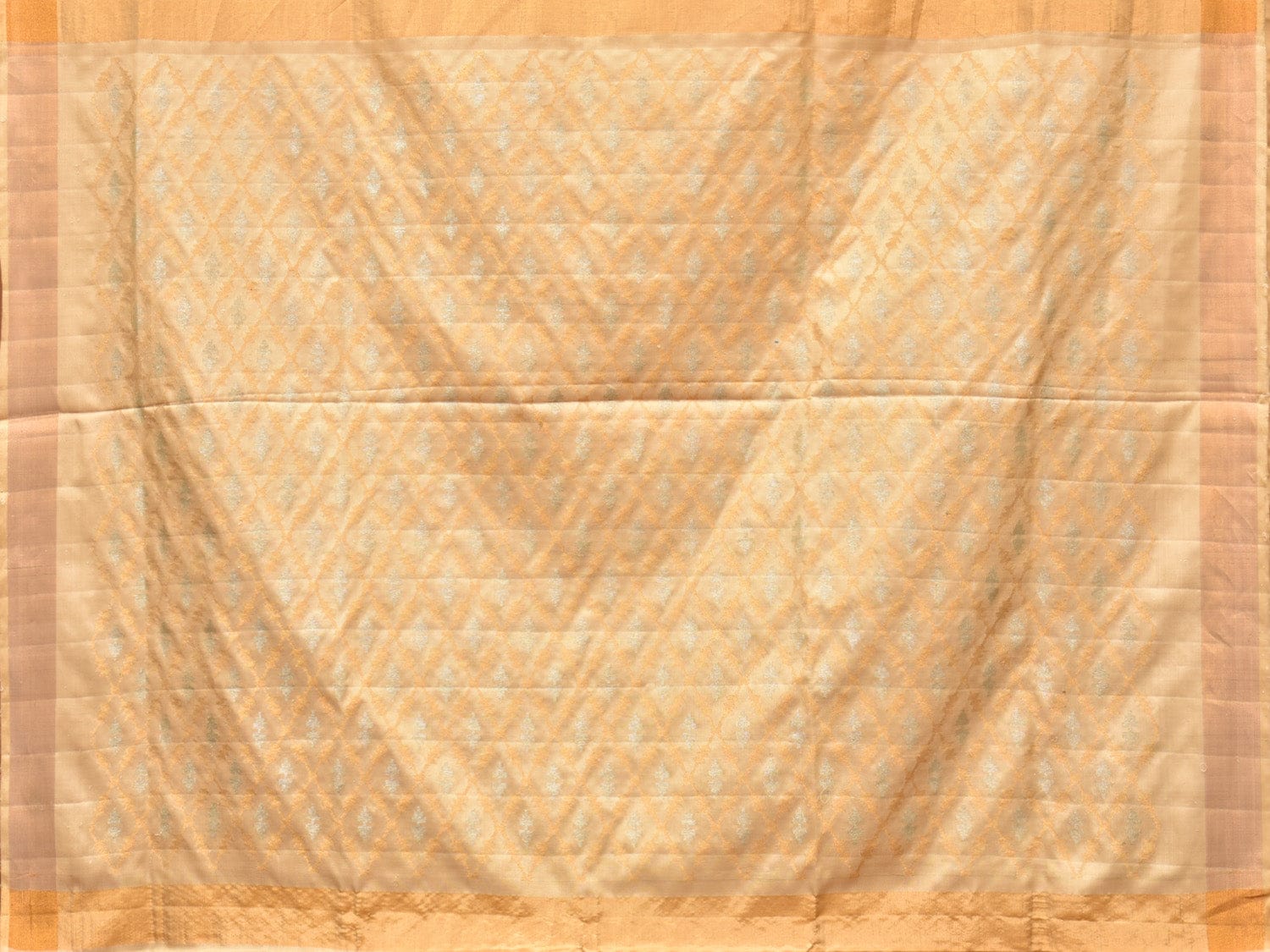 Cream Uppada Silk Handloom Saree with Jamdani Pallu Design u2106