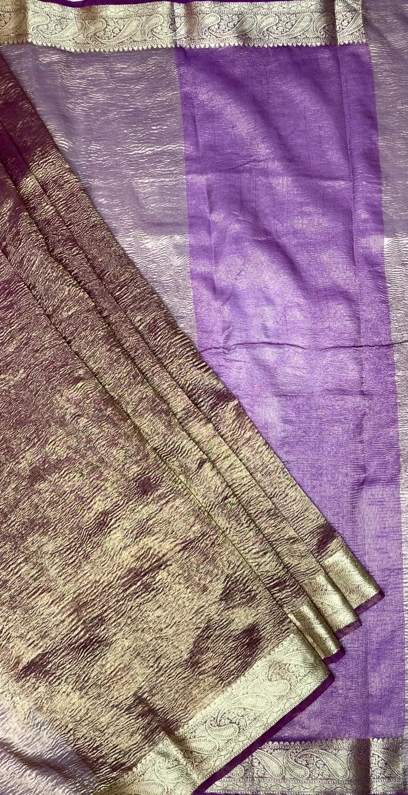 Crush Tissue Saree with Intricate Zari Border Design b0100ds