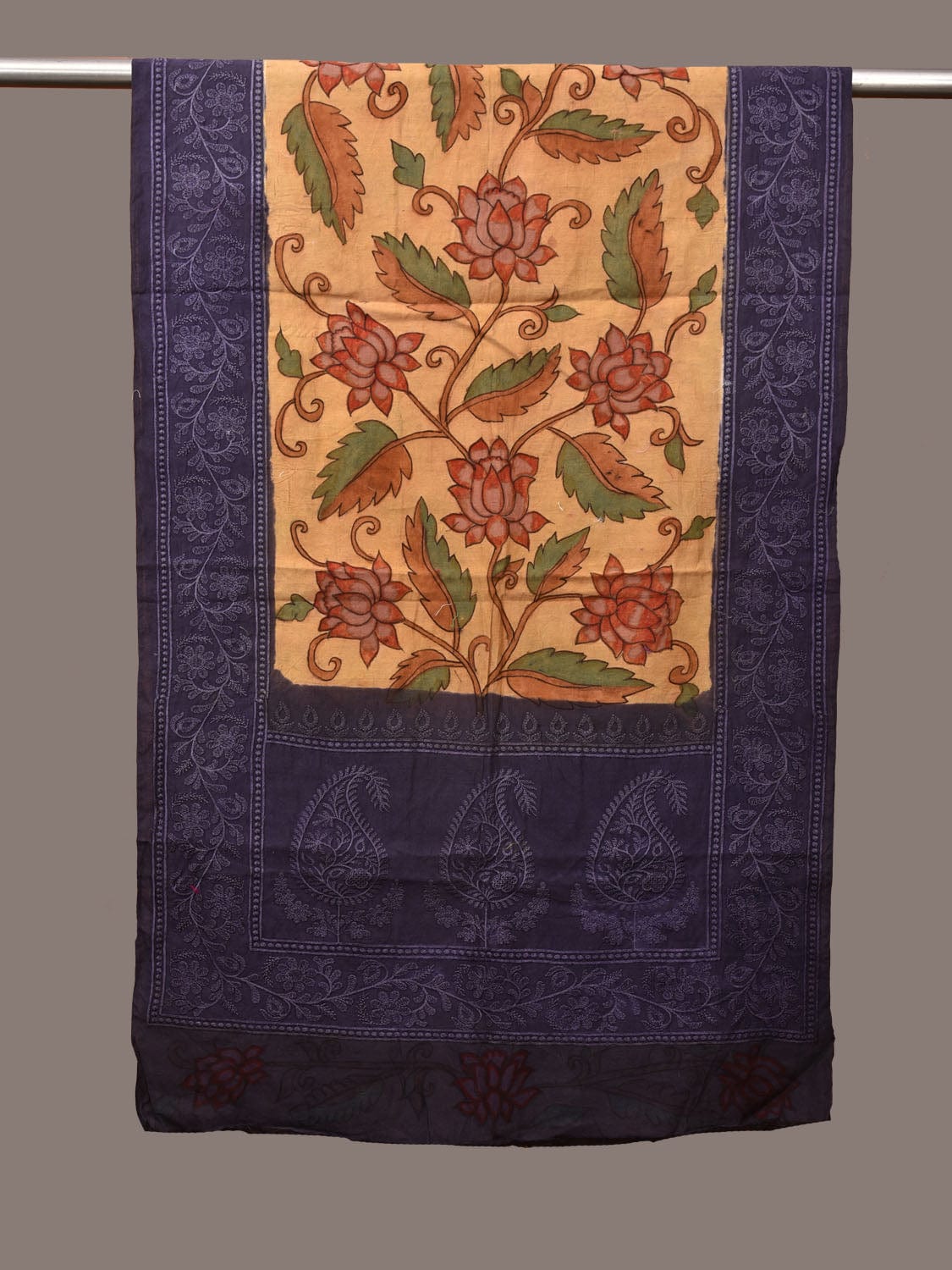 Dark Blue and Cream Kalamkari Hand Painted Kanchipuram Silk Handloom Stole with Lotus and Embroidary Design ds3177