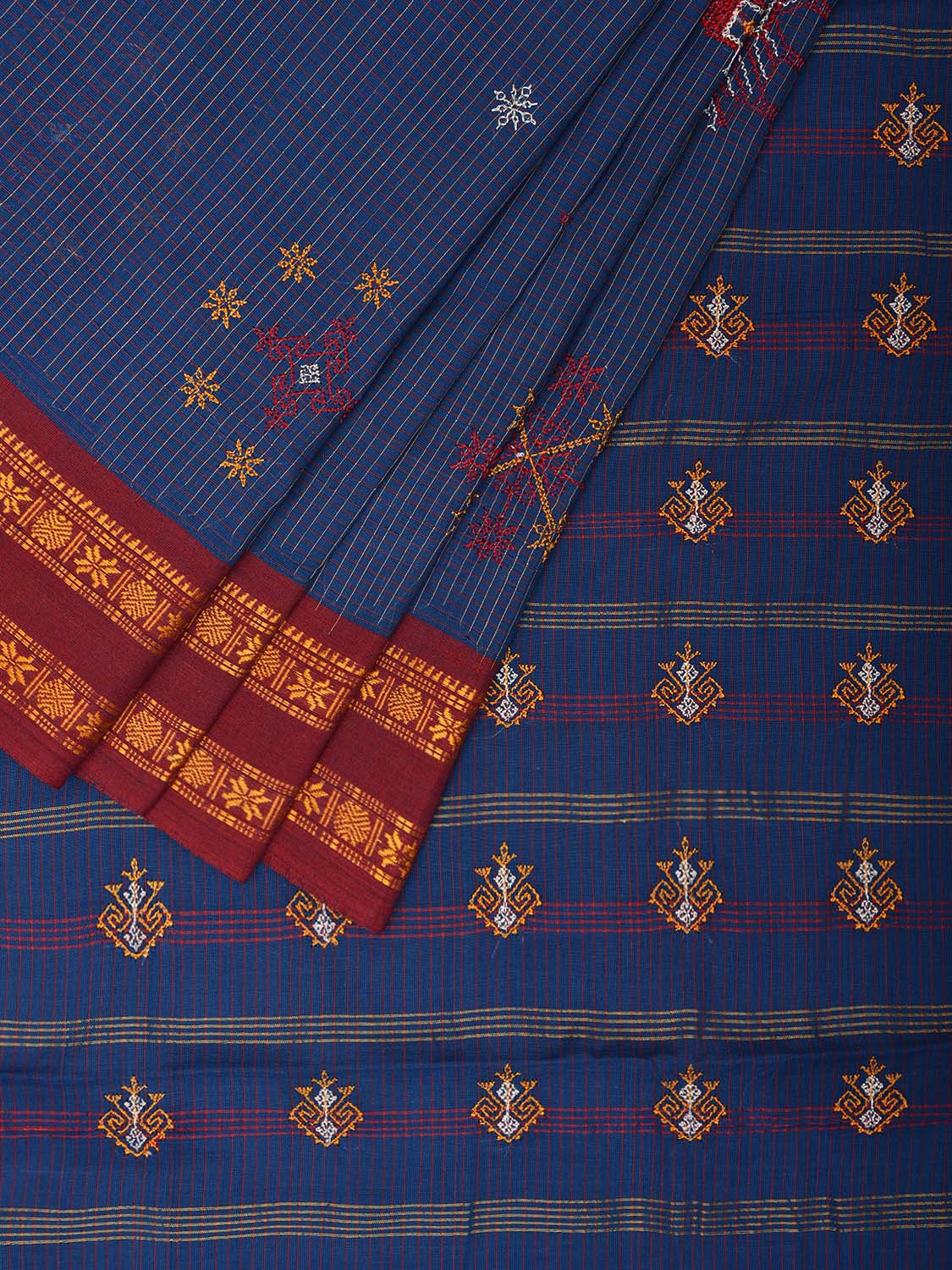 Dark Blue and Red Narayanpet Cotton Handloom Saree with Kasuti Work Design o0581