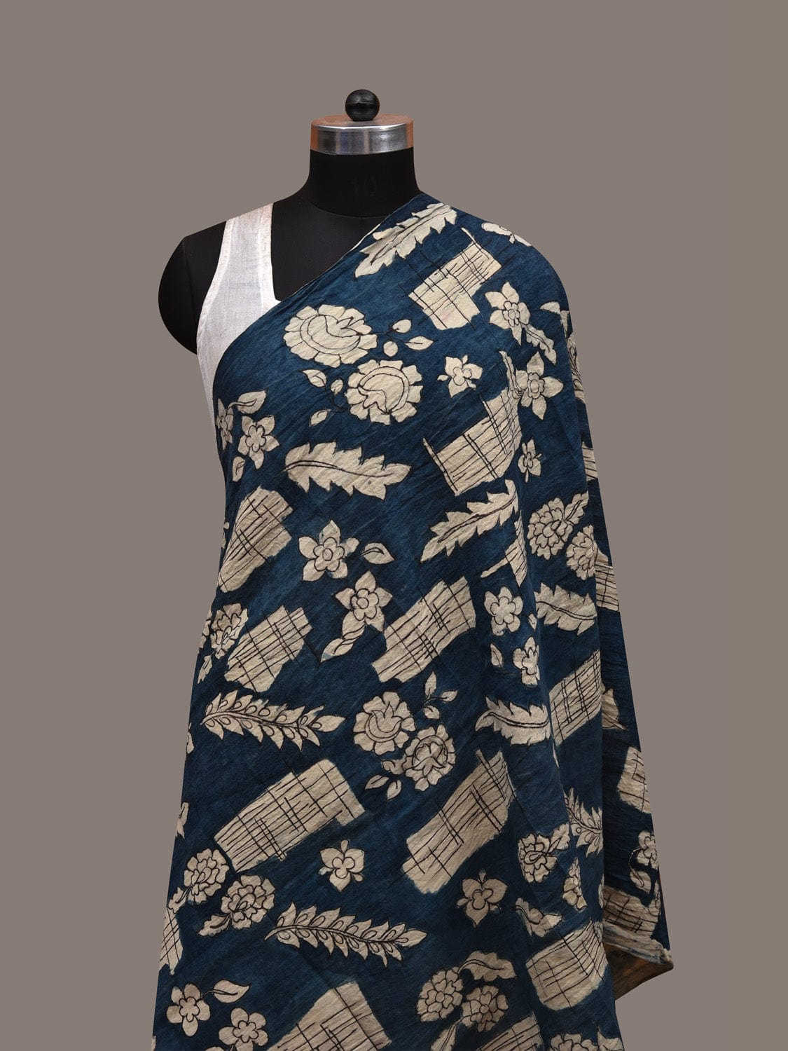 Dark Blue Kalamkari Hand Painted Cotton Handloom Dupatta with Floral and Abstract Design ds2872