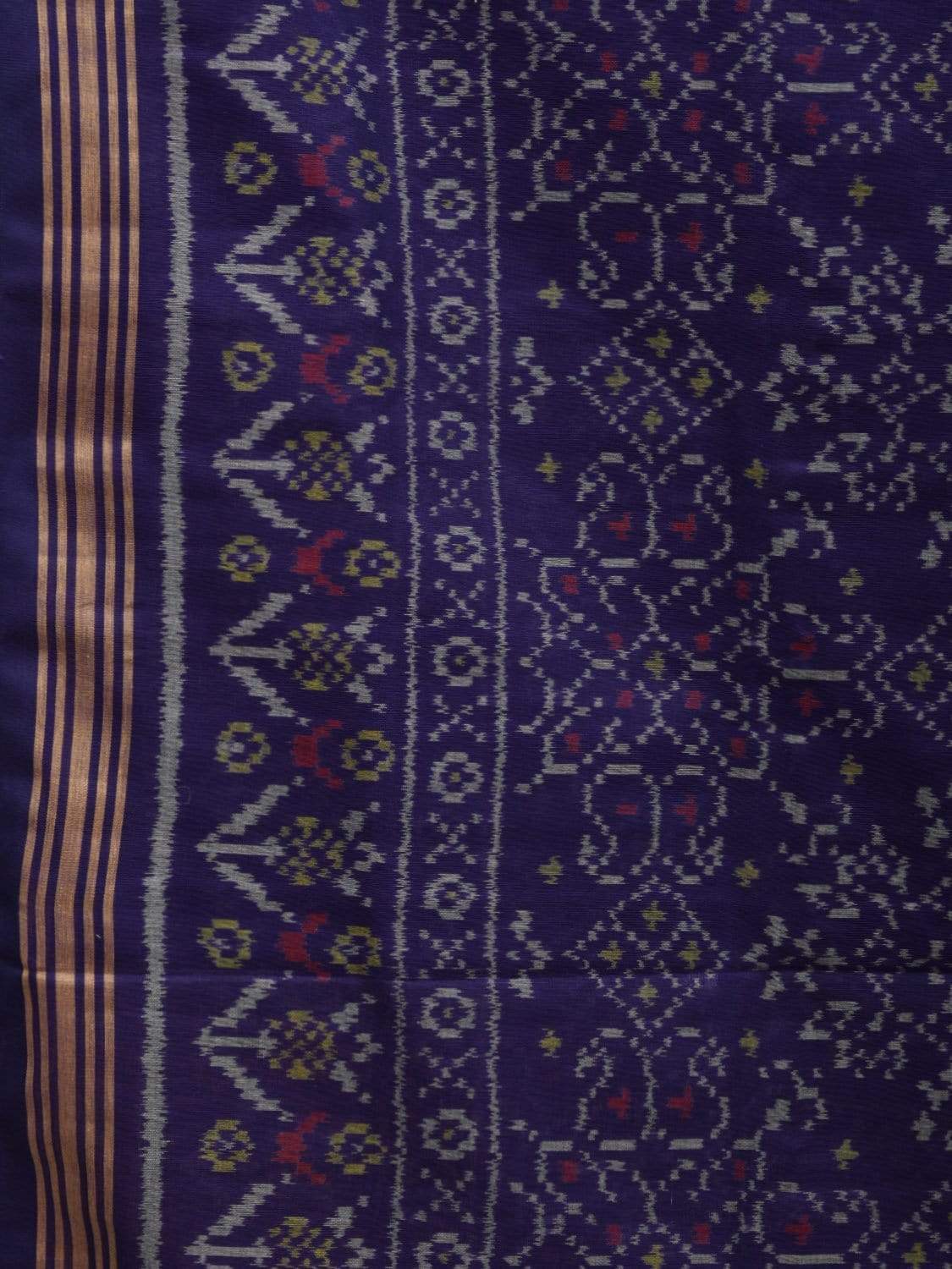 Dark Blue Pochampally Ikat Cotton Handloom Saree with All Over Body Design i0642