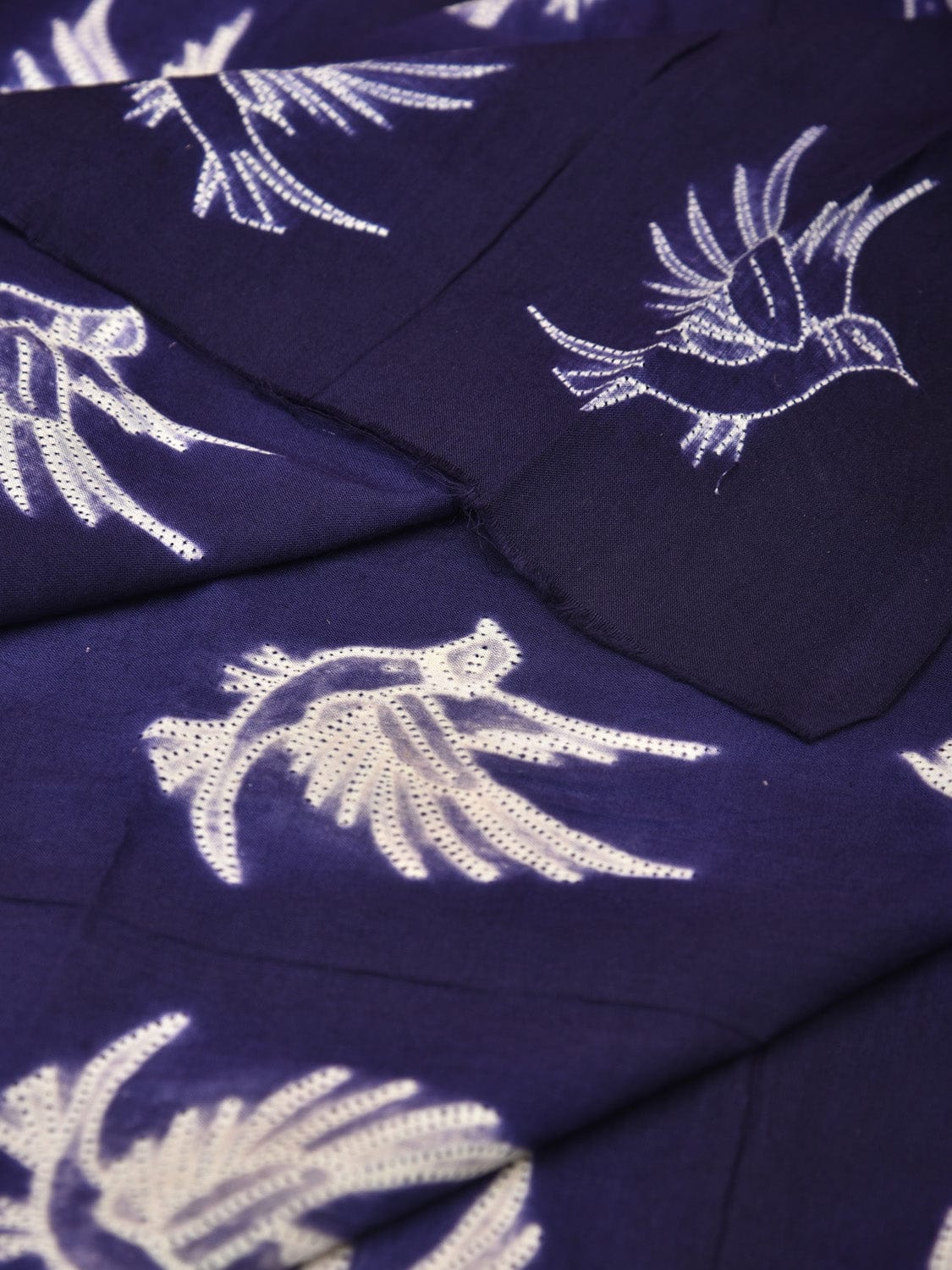 Dark Blue Shibori Cotton Handloom Fabric with Birds Design f0244