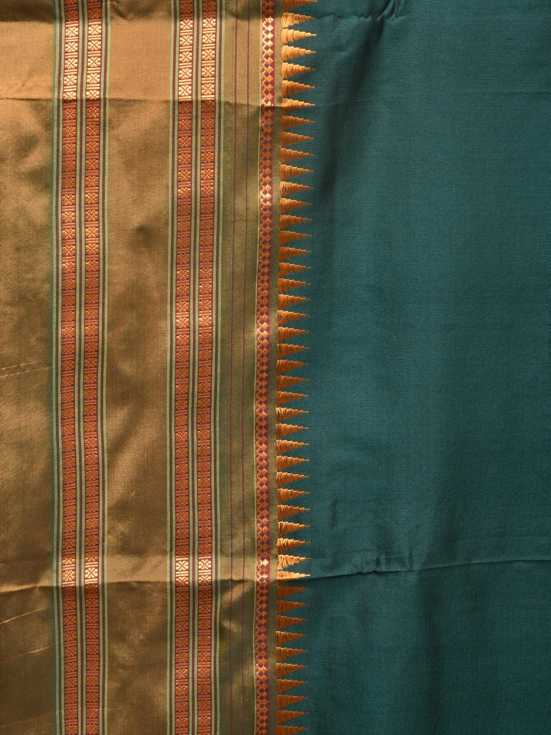Dark Green and Mustard Narayanpet Silk Handloom Plain Saree with Border Design No Blouse np0757