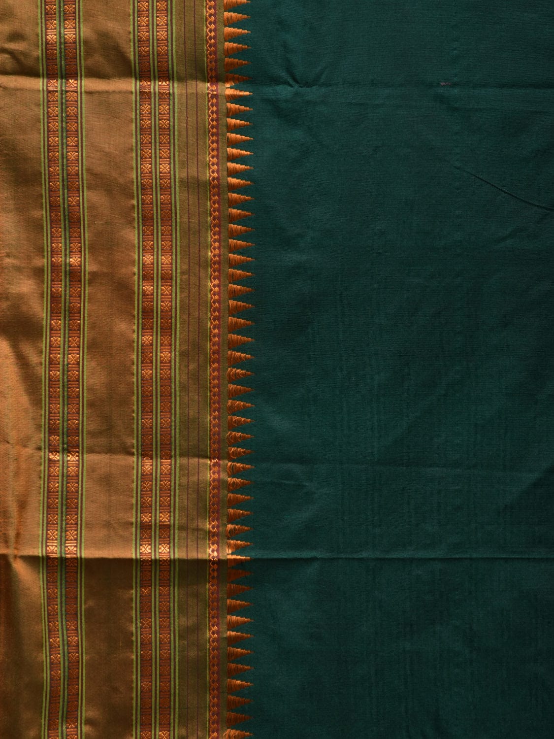 Dark Green and Mustard Narayanpet Silk Handloom Plain Saree with Traditional Border Design No Blouse np0572