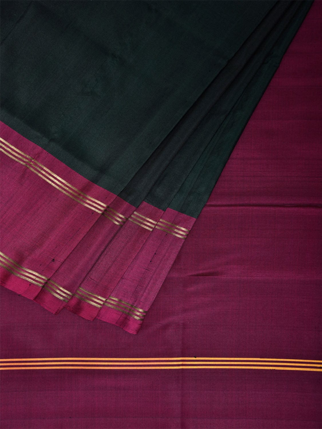 Dark Green and Wine Uppada Silk Handloom Plain Saree with Contrast Pallu Design u2356