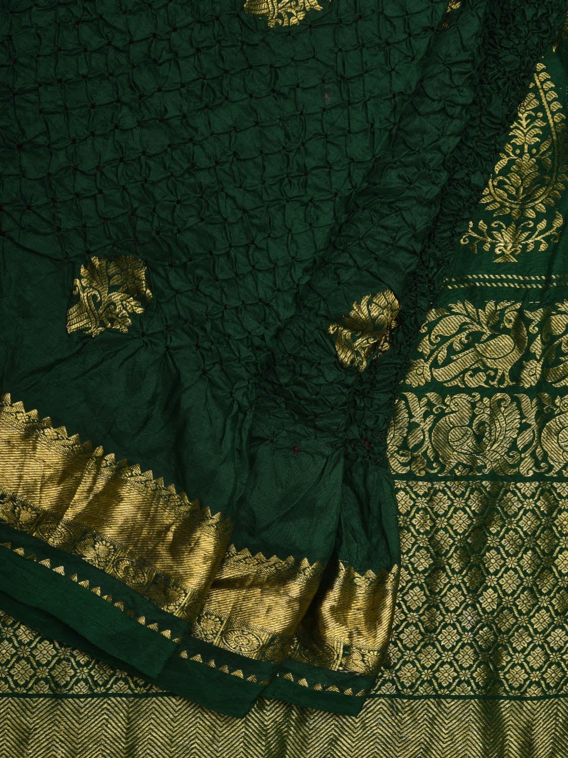 Dark Green Bandhani Kanchipuram Silk Handloom Saree with Mango Pallu Design bn0328