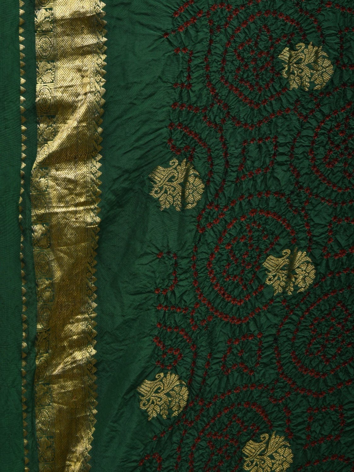 Dark Green Bandhani Kanchipuram Silk Handloom Saree with Mango Pallu Design bn0328