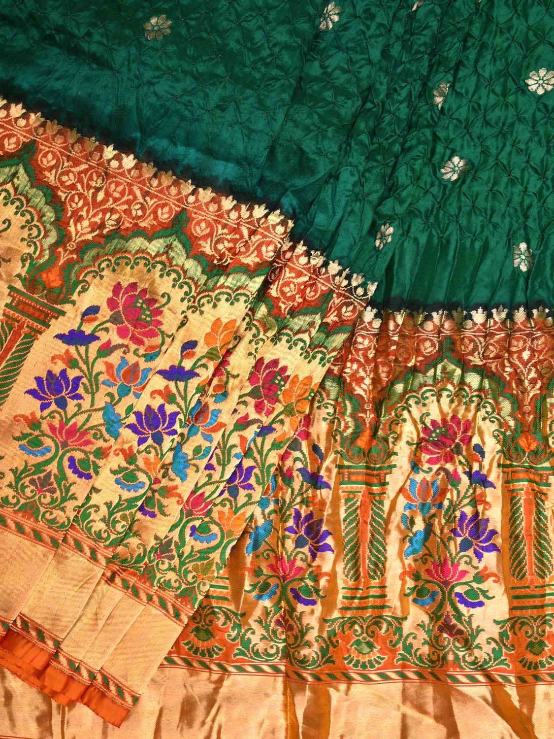 Dark Green Bandhani Paithani Silk Handloom Saree with One Side Border Design bn0144