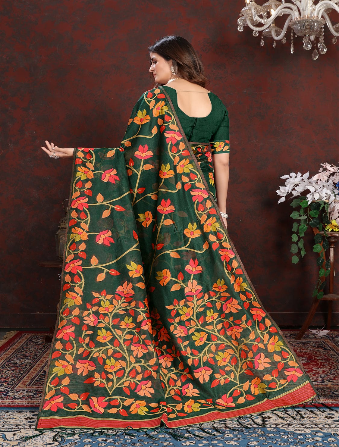 Dark Green Dhakai Jamdani Cotton Viscose Saree with Floral Border and Pallu Design dj0103