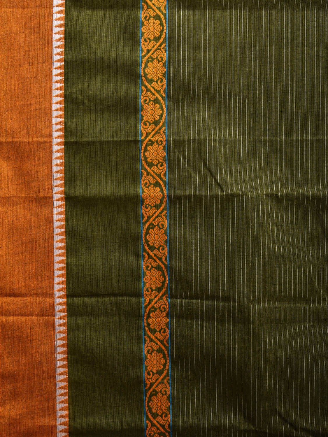 Dark Green Narayanpet Cotton Handloom Saree with Big Border Design No Blouse np0927