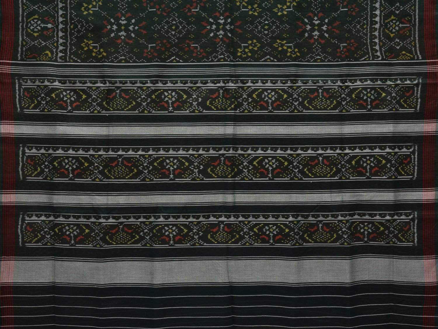 Dark Green Pochampally Ikat Cotton Handloom Saree with All Over Body Design i0640