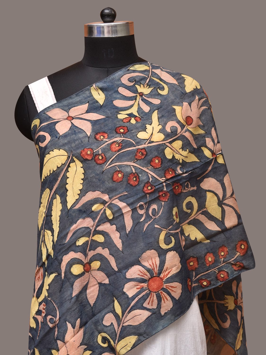 Dark Grey Kalamkari Hand Painted Sico Stole with Floral Design ds3396