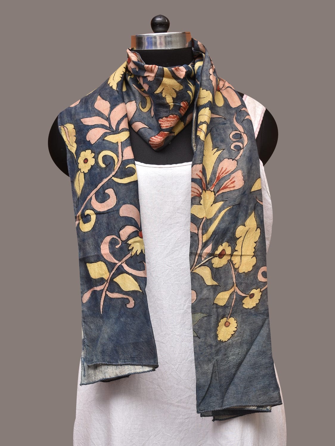 Dark Grey Kalamkari Hand Painted Sico Stole with Floral Design ds3396