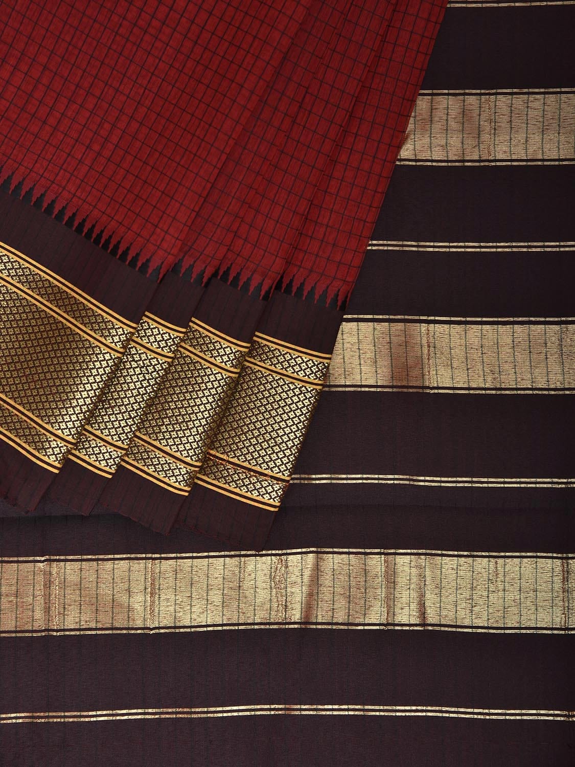 Dark Red and Brown Bamboo Cotton Saree with Checks Design No Blouse bc0804