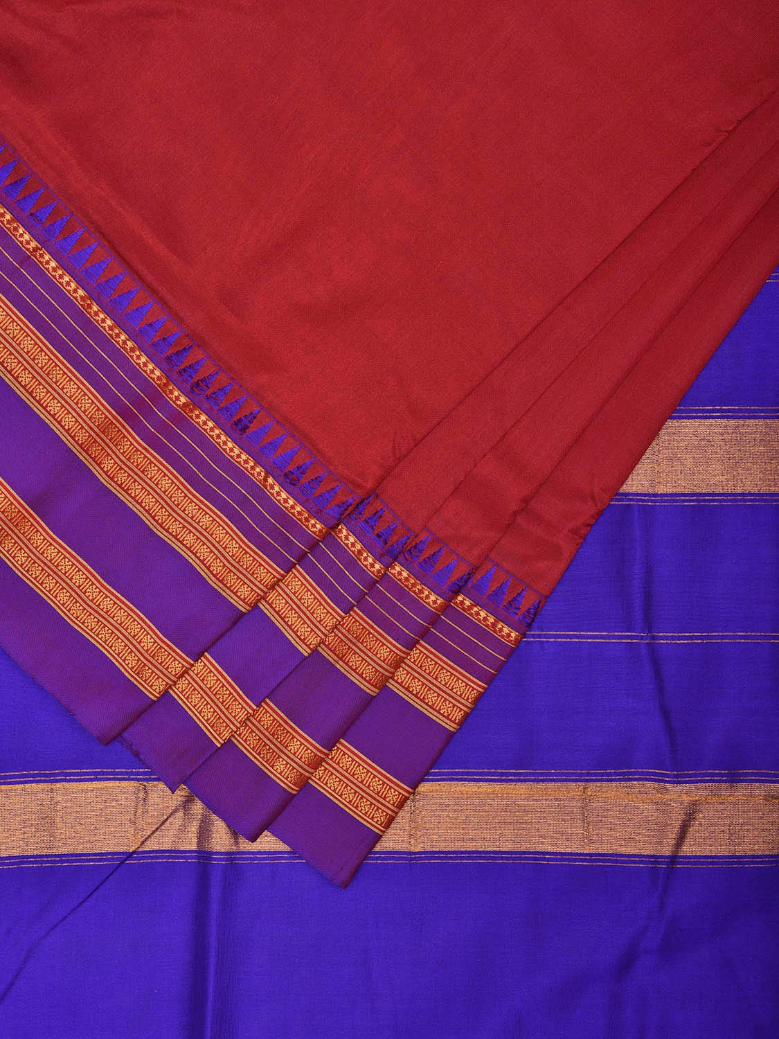 Dark Red and Dark Blue Narayanpet Silk Handloom Plain Saree with Contrast Pallu Design No Blouse np1062