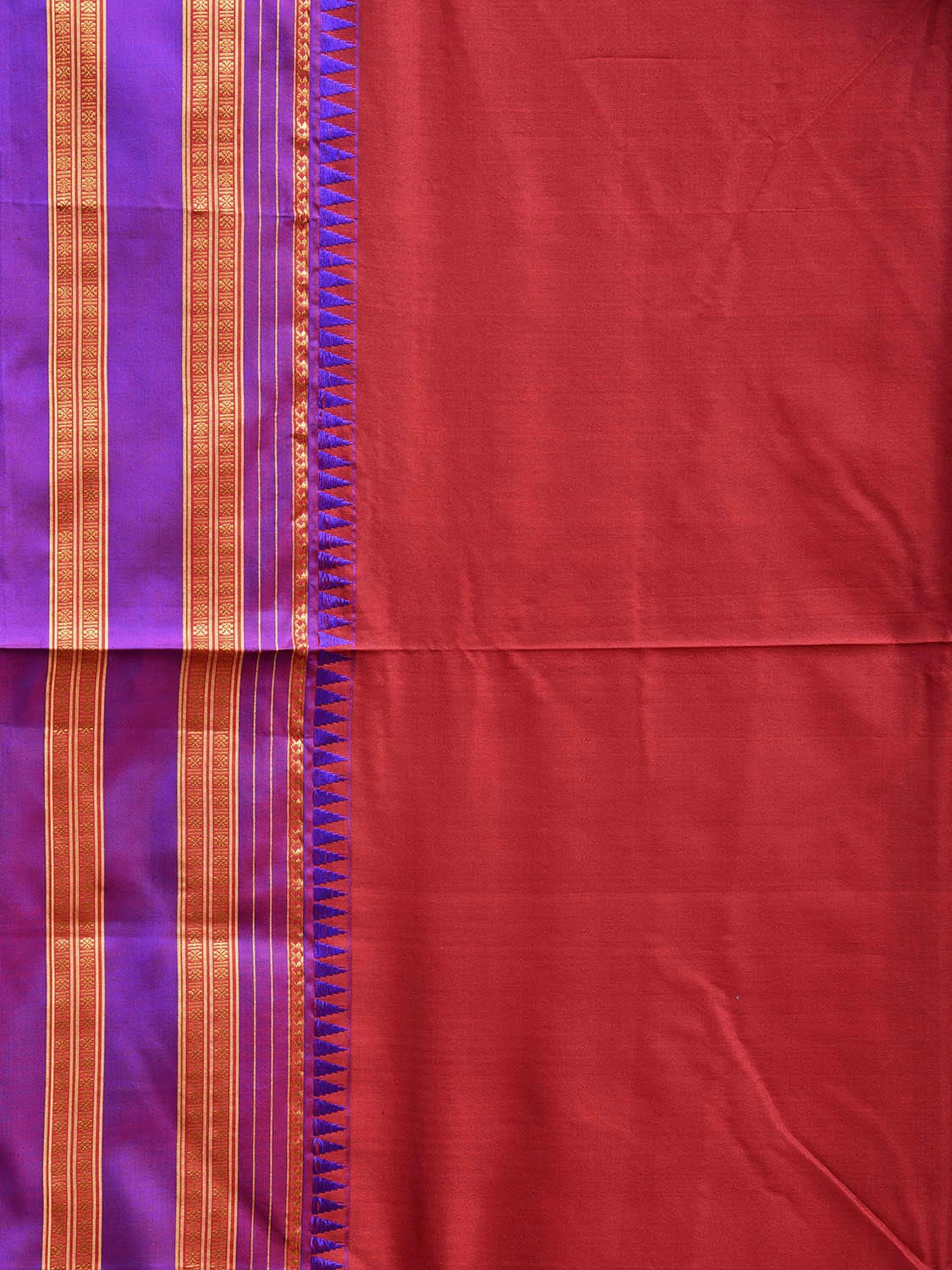 Dark Red and Dark Blue Narayanpet Silk Handloom Plain Saree with Contrast Pallu Design No Blouse np1062