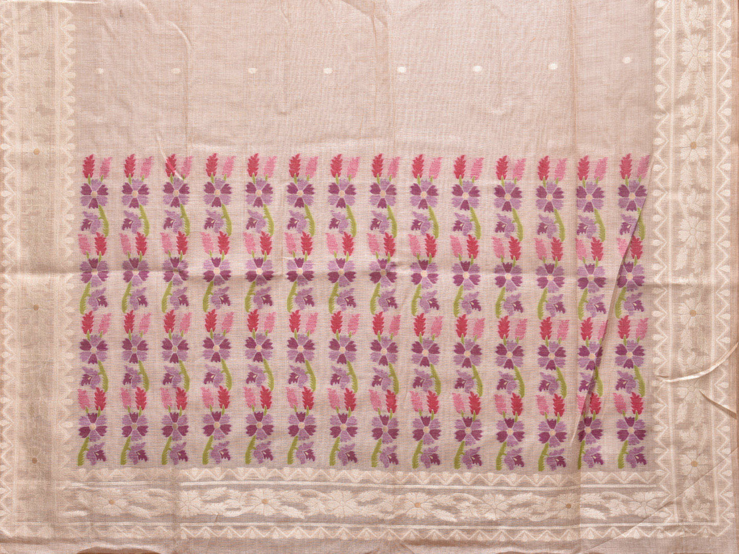 Cream Dhakai Jamdani Cotton Viscose Saree with Floral Border and Pallu Design dj0002